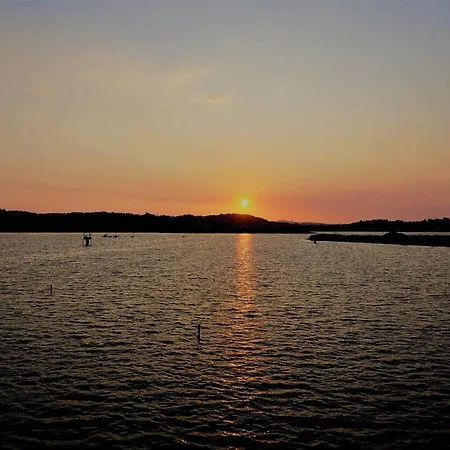 ベッド・アンド・ブレックファスト Batis Breeze *