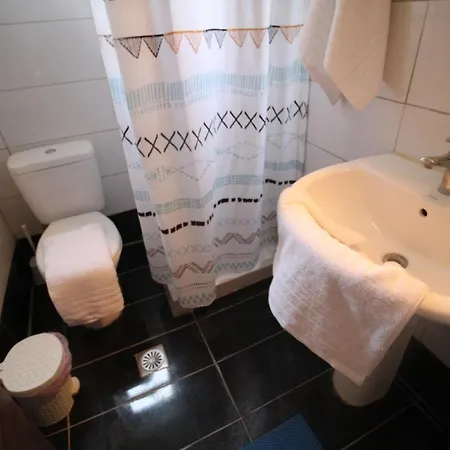 Batis Breeze Alojamento de Acomodação e Pequeno-almoço *