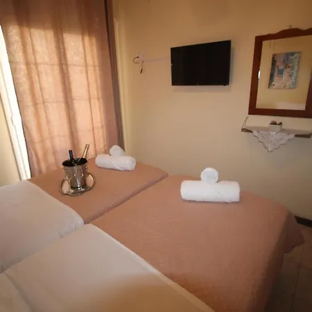 Batis Breeze Alojamento de Acomodação e Pequeno-almoço Perama