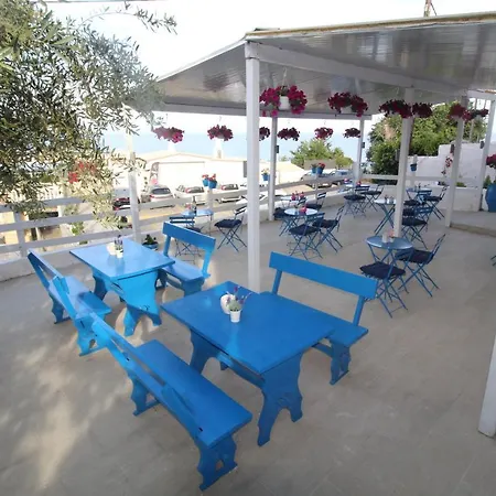 Alojamento de Acomodação e Pequeno-almoço Batis Breeze