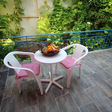 Nocleg ze śniadaniem Batis Breeze *