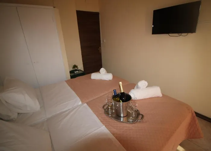Batis Breeze B&B Perama (Corfu)