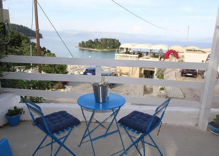 Batis Breeze * Perama (Corfu)