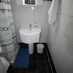 Batis Breeze Bed & Breakfast