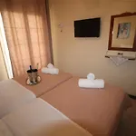 Batis Breeze Bed & Breakfast Perama (Corfu)