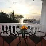 Bed & Breakfast Batis Breeze Perama (Corfu)
